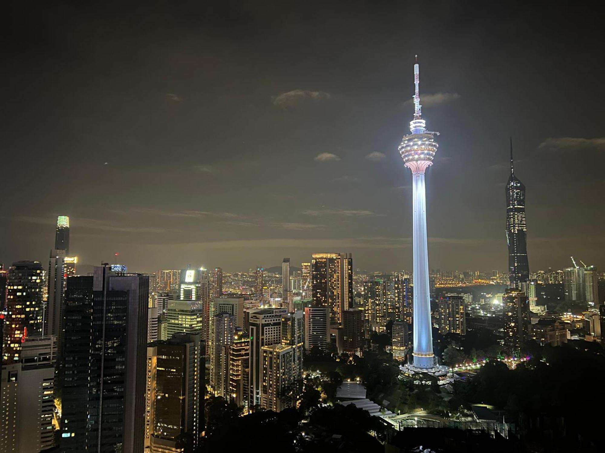 De Sky Platinum Suites Klcc Куала-Лумпур Экстерьер фото